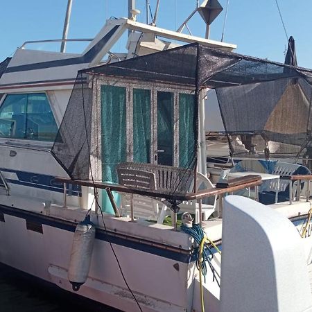 Encantador Barco En Barcelona Sant Adrià de Besòs Extérieur photo